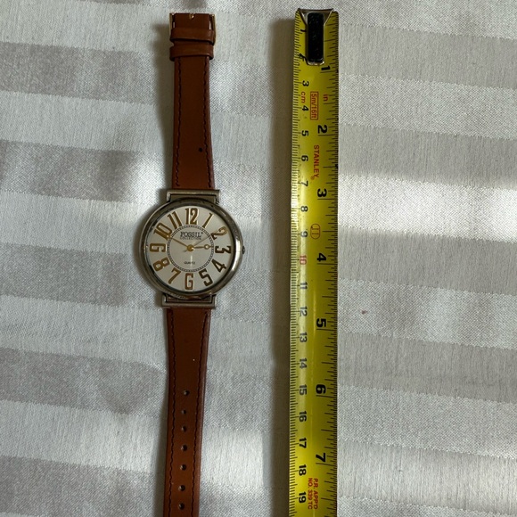 Fossil Tan Leather Watch with Silver Case - Picture 1 of 5